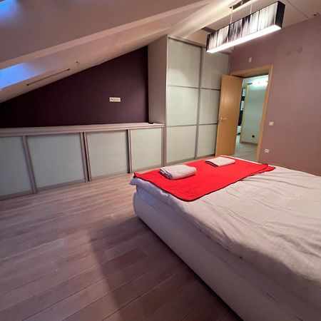 Apartment On Arkhipenka With Panorama View Львов Экстерьер фото