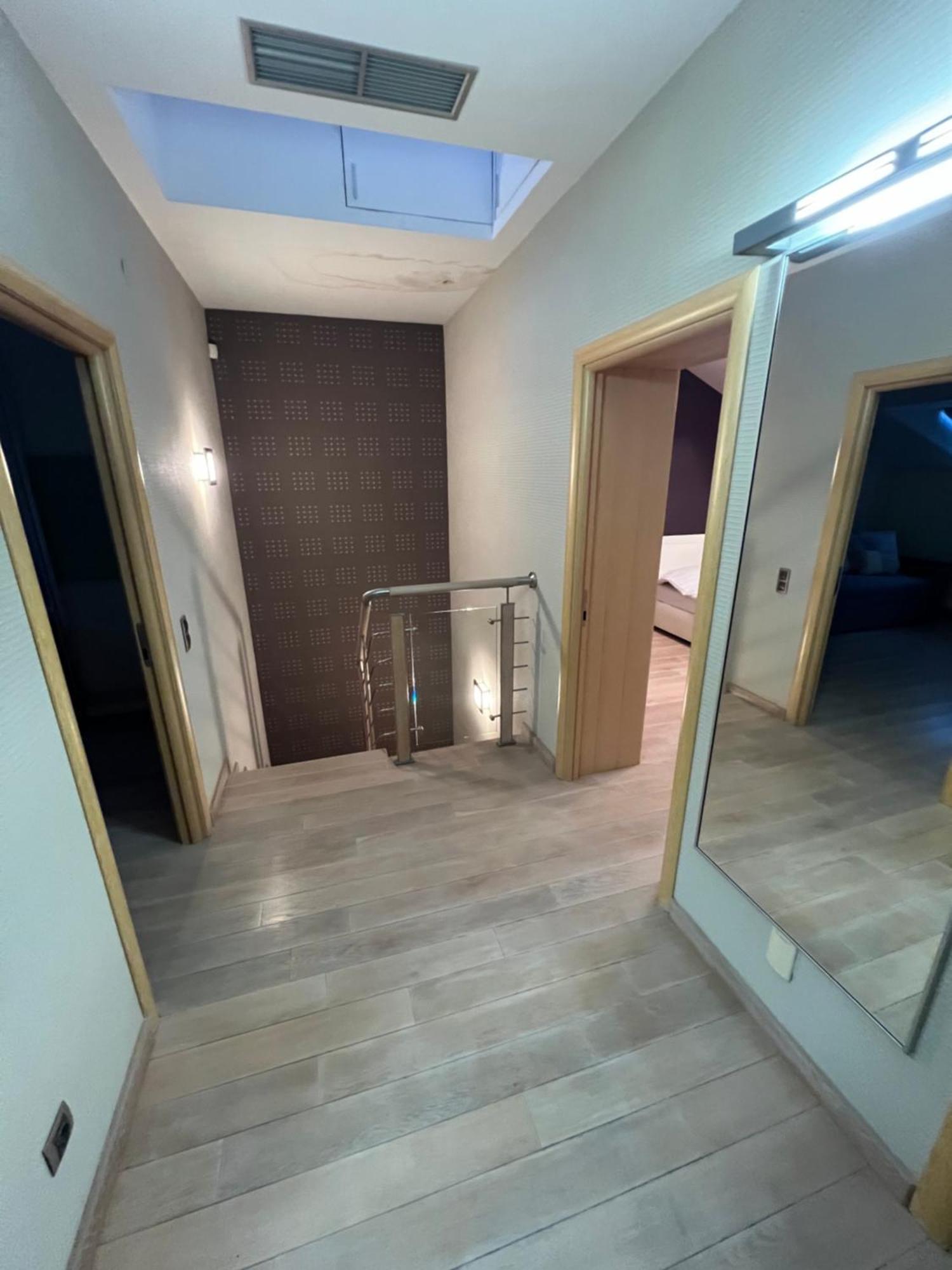 Apartment On Arkhipenka With Panorama View Львов Экстерьер фото