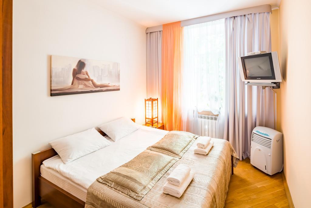 Apartment On Arkhipenka With Panorama View Львов Экстерьер фото