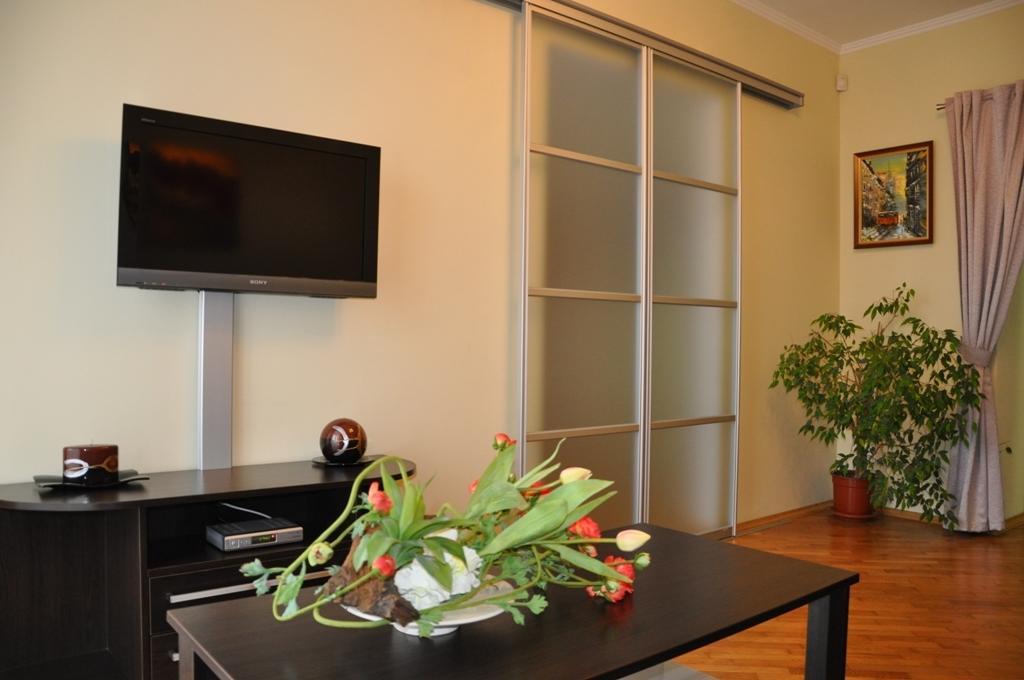 Apartment On Arkhipenka With Panorama View Львов Номер фото
